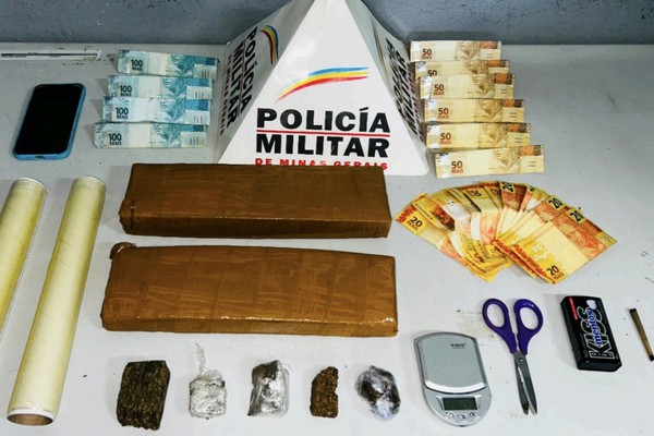 Polícia Militar encontra grande quantidade de drogas no Santa Terezinha prende três jovens
