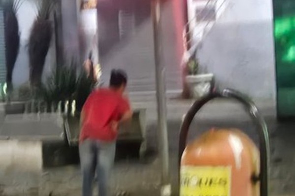 Com múltiplas passagens policiais, Camila volta a ser presa no Centro de Patos de Minas