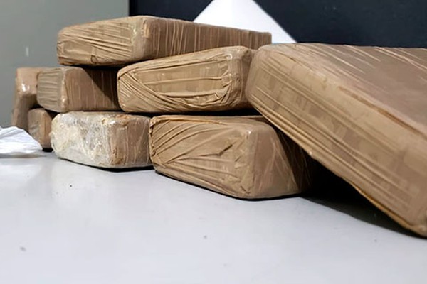 Furto de cartão e compra de quase R$ 5 mil leva a Polícia a prender suspeito com 3kg de maconha