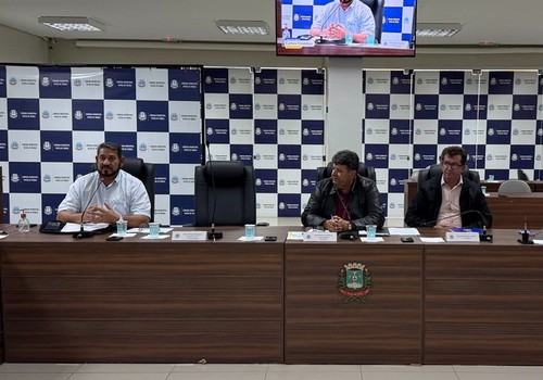 Em audiência na Câmara, superintendente explica como serão as escolas cívico-militares