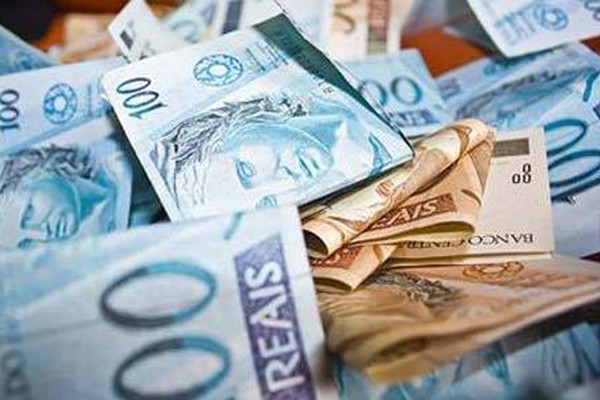 Bancos e financeiras em MG infrigem lei e estão proibidos de conceder crédito