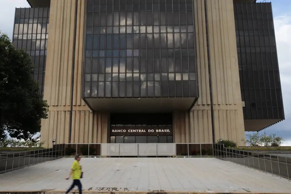 Mercado financeiro projeta inflação de 4,06% em 2026