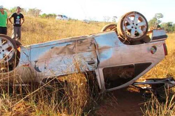 Motorista de 35 anos morre e passageiro fica ferido em mais um grave acidente na BR146