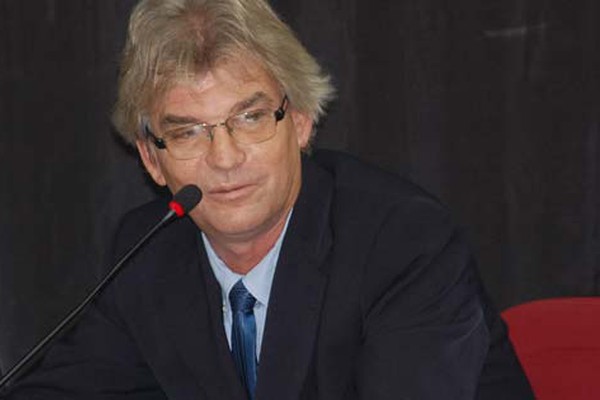 Francisco Frechiani é eleito por unanimidade o novo Presidente da Câmara Municipal de Patos de Minas