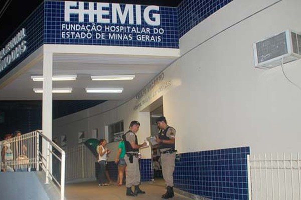 Dupla em moto passa atirando e atinge adolescente três vezes no Jardim Esperança