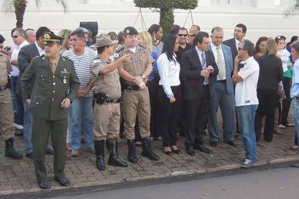 Sem projeto, autoridades ficam sem palanque no Desfile da Independência