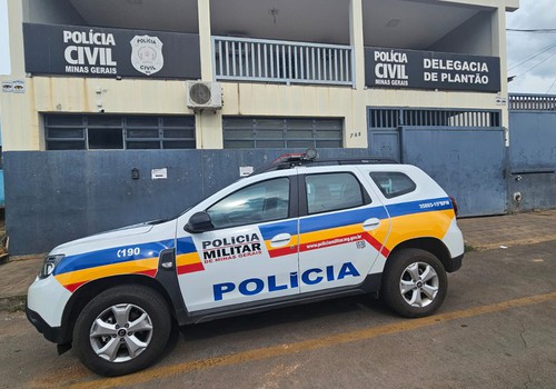 Mulher é presa após ameaçar matar filha e neto bebê em Patos de Minas