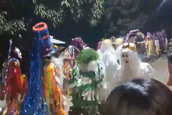 Vídeo mostra ataque a tiros que deixou feridos em apresentação de Caretagem em Paracatu; veja