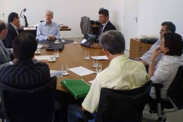 Prazo termina e município consegue mais 3 meses para doação de terreno à UFU