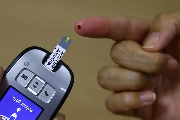 Brasileiros com diabetes defendem uso de tecnologias no tratamento