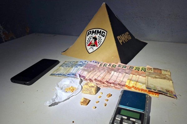 Denúncia anônima leva à prisão de suspeito de tráfico de drogas em Patos de Minas