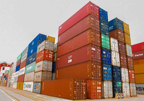 Balança comercial tem saldo positivo de US$ 6,1 bi em agosto
