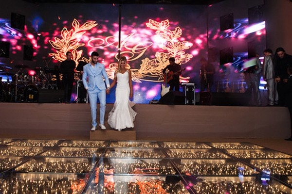 Vídeo e fotos oficiais mostram todo glamour do casamento de Gusttavo Lima e Andressa