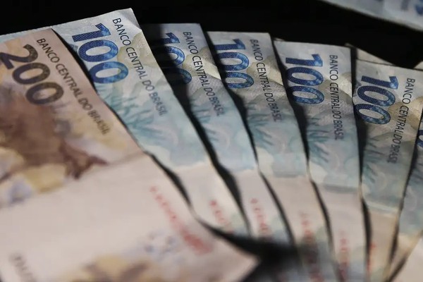 Mercado reduz previsão da inflação para 4,46%, abaixo do teto da meta