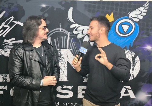 Dino Fonseca concede entrevista ao Patos Hoje, fala da careira e promete grande show; veja ao vivo