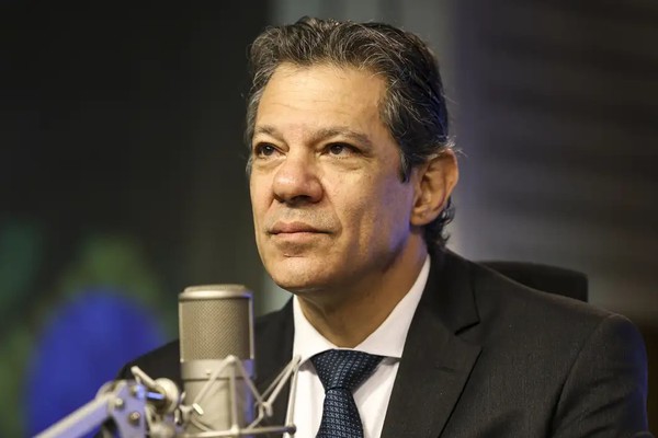 Brasil vai viver situação nova com reforma tributária, diz Haddad