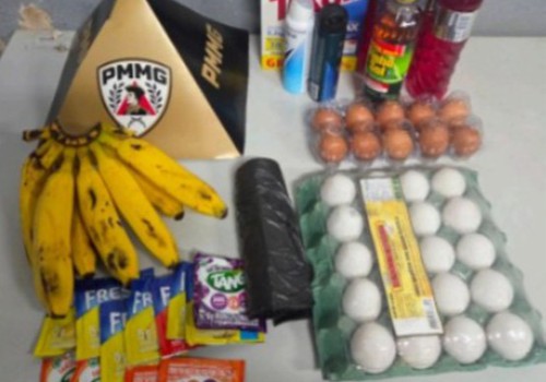 Jovens são presos após furtarem ovos, banana e até saco de lixo de supermercado em Patos de Minas