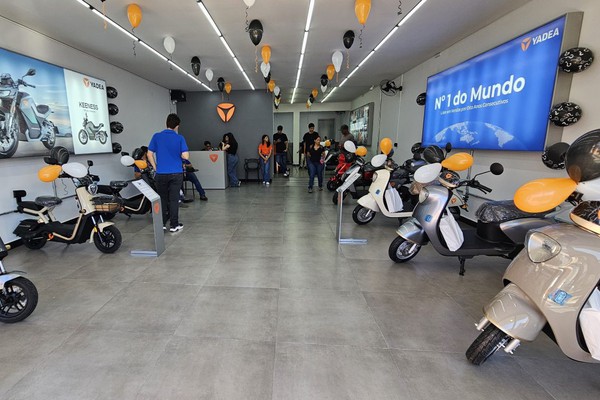 Patos de Minas ganha revenda da  Yadea, a maior indústria de motos elétricas do mundo