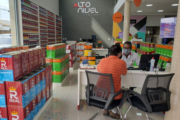 Alto Nível: Patos de Minas ganha nova loja de tintas imobiliárias e automotivas
