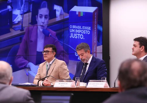 Comissão da Câmara aprova isenção do IR para quem ganha até R$ 5 mil