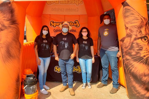 Empório Rural e Special Dog fazem promoção em alimentação animal até a próxima terça-feira (31)