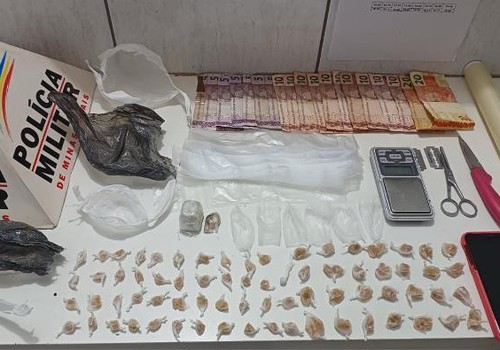 Polícia Militar desmantela ponto de tráfico de drogas em Presidente Olegário