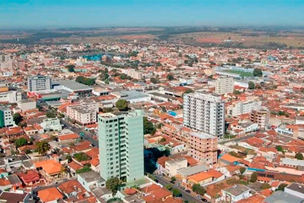 Comitê mantém região Noroeste na Onda Vermelha e proíbe realização de cirurgias eletivas