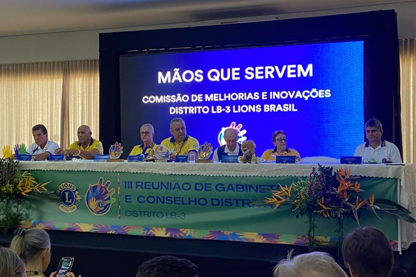 Buscando debater ações de solidariedade, Lions promove encontro com plantio de árvores e palestra