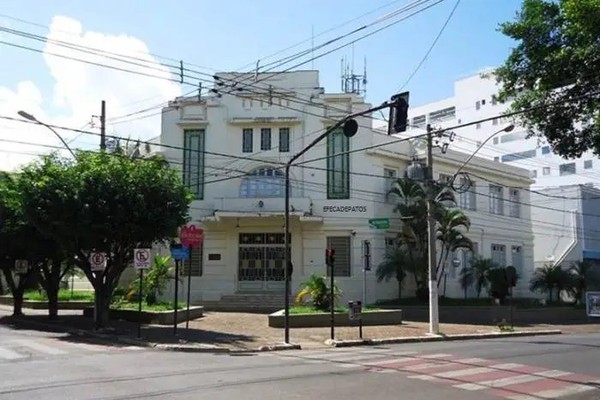 Devido a reforma, alunos da escola de Posses serão transferidos para Areado