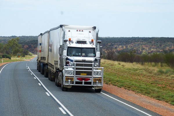 5 dicas para quem está planejando transportar um veículo entre diferentes cidades?