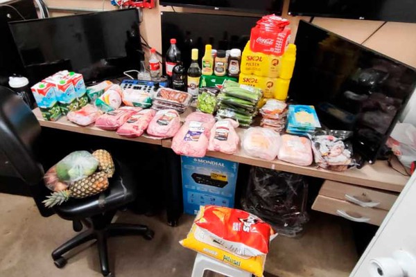 Homem é preso ao tentar furtar mais de R$ 1.200,00 em carnes e bebidas de hipermercado