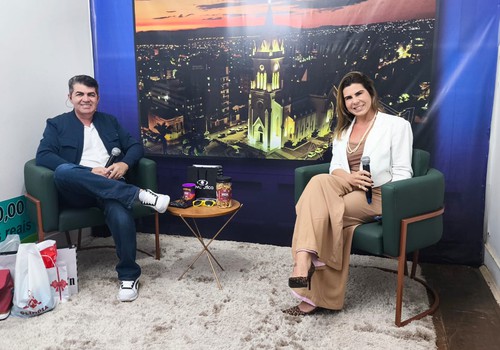 Patos Hoje entrevista Marília Coury - Gerente Sicoob Credicopa; veja ao vivo