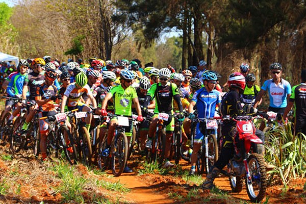 Maratona do Aragão reúne mais de 250 ciclistas e rende belas imagens na zona rural 