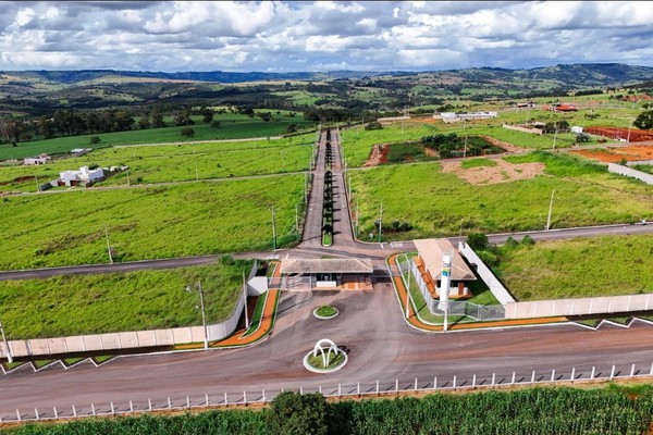 Agora é com o time da Terra e Teto. Dia 07/03  plantão de vendas das últimas  unidades de terrenos, dentro do condomínio Ecoville