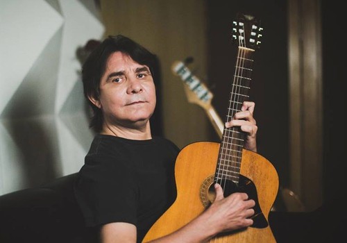 Lô Borges, um dos fundadores do Clube da Esquina, morre aos 73 anos