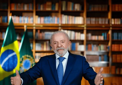 Em pronunciamento, Lula diz que tarifaço é "chantagem inaceitável"