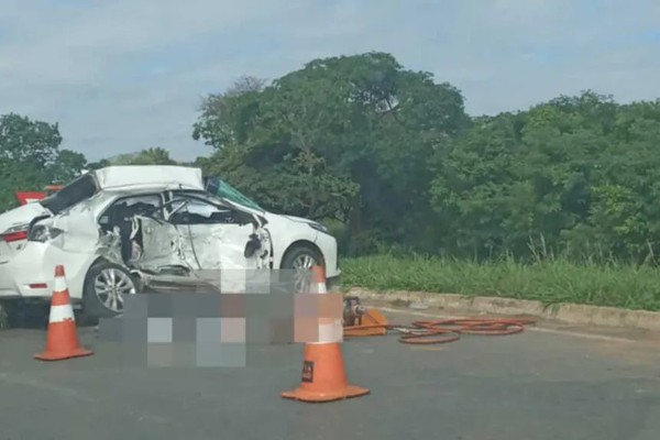 Pai, mãe e filha morrem em grave acidente no trevo da BR-040 com a MG-410 em Lagoa Grande