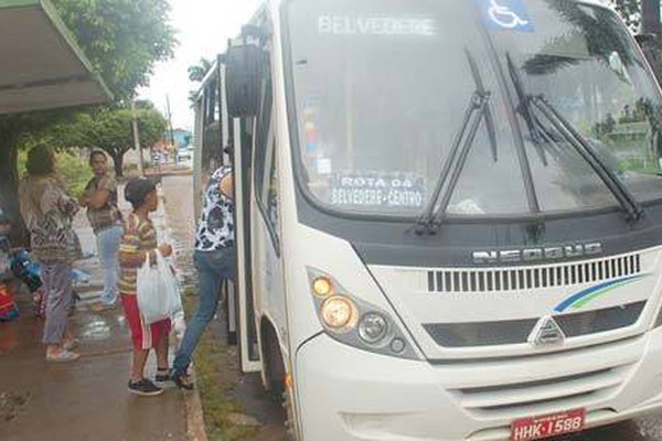 Pássaro Branco anuncia o fim do transporte gratuito de portadores de deficiência