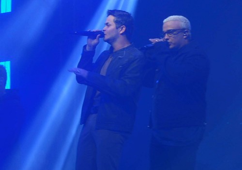 Matheus e Kauan voltam no tempo com o sucesso "Incerteza" na Fenamailho 2025; veja ao vivo