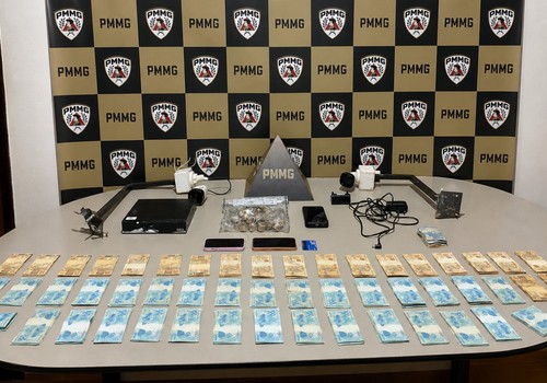Polícia apreende mais de R$ 50 mil em dinheiro em operação contra o tráfico em Celso Bueno