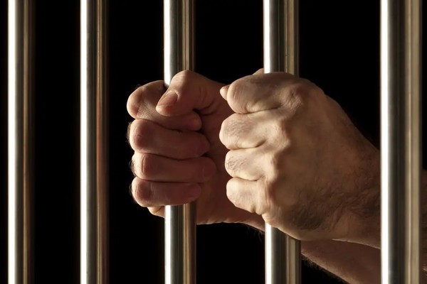 Indulto de Natal exclui condenados por atentado à democracia