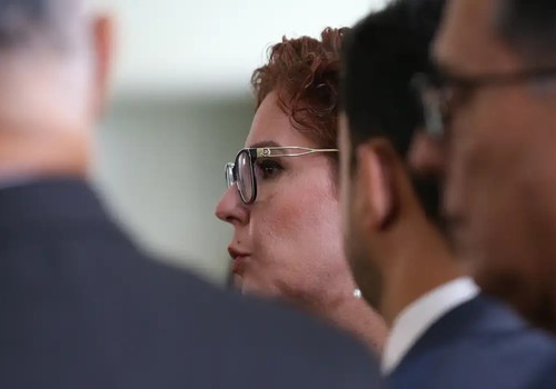 Entenda a situação de Carla Zambelli após prisão na Itália