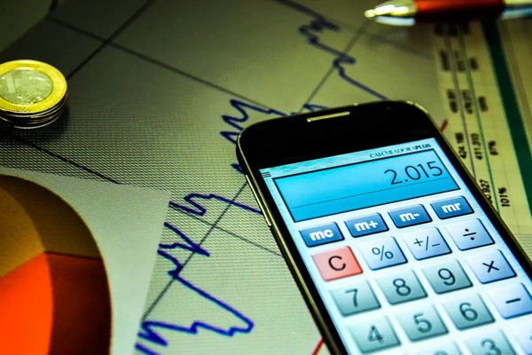 Mercado reduz previsão da inflação para 4,36% este ano