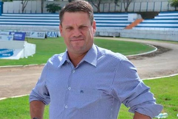 Diretoria da URT acerta com o técnico Ito Roque para assumir o lugar deixado por Sidney Morais