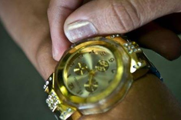 Horário de verão chega ao fim e moradores terão uma hora a mais de folga