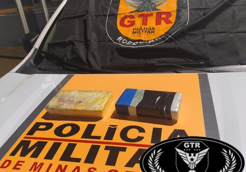 PM Rodoviária faz abordagem a veículo em alta velocidade na BR 146 e apreende droga avaliada em R$ 40 mil