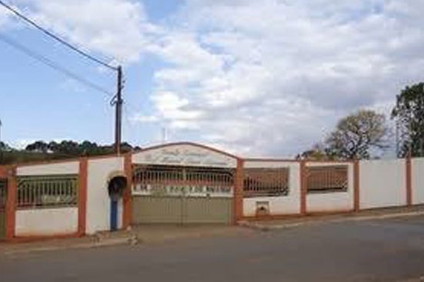 Moradores de Pindaíbas fazem abaixo-assinado para impedir fechamento de escola estadual 