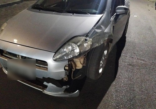 Motorista que admitiu ter ingerido 05 latas de cerveja é preso ao bater em carro estacionado