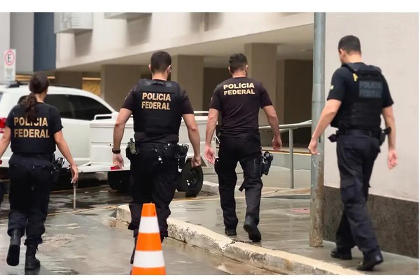 Fraudes no INSS: ex-ministro de Bolsonaro e deputados são alvos da PF