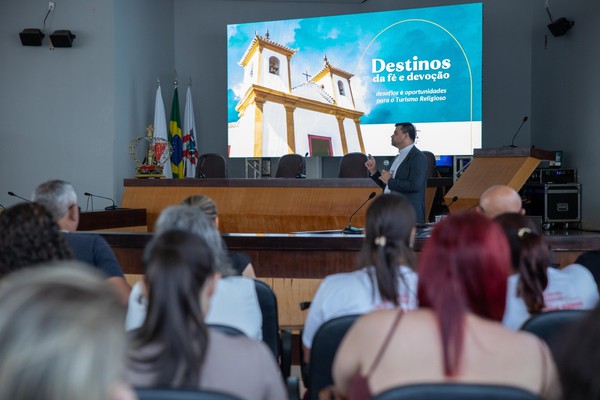 Seminário reforça a vocação do município de Vazante para o turismo religioso
